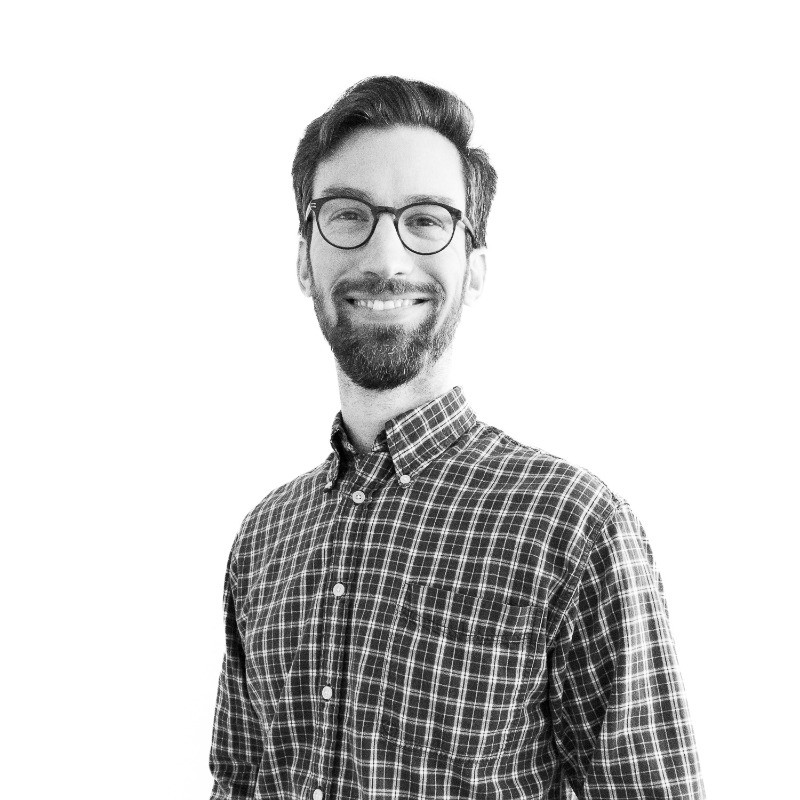 daniel hampton headshot